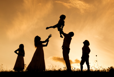 Pe. Jose Eduardo de Oliveira e Silva reflete sobre o papel essencial da família cristã diante dos desafios atuais.