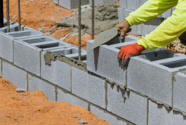 Paginação de blocos é decisiva para reduzir cortes, perdas e retrabalho na obra, garantindo eficiência e estética, como explica Valderci Malagosini Machado.