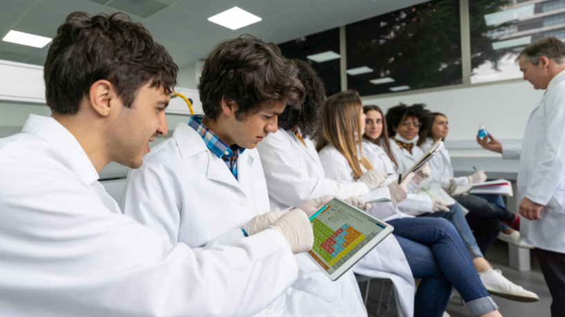 Instituto Itec Lança Busca por Novos Talentos para Curso de Ciência da Computação com Bolsas e Moradia