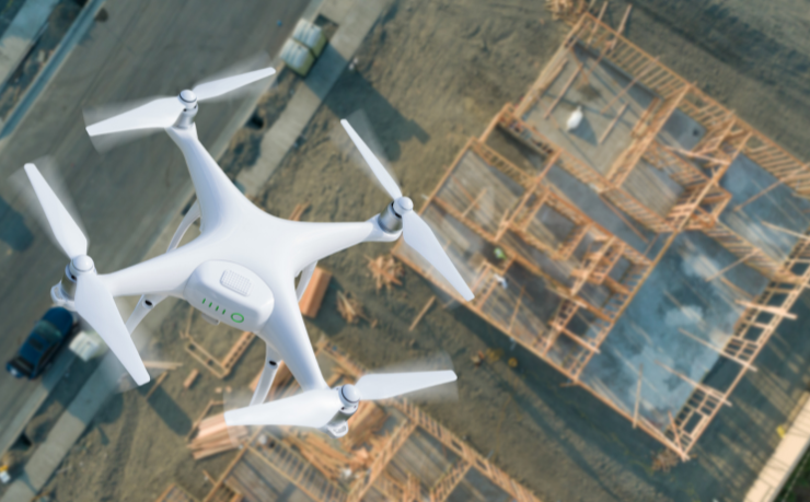 Red Tech Empreendimentos Ltda mostra como drones transformam o monitoramento de infraestruturas na engenharia moderna.